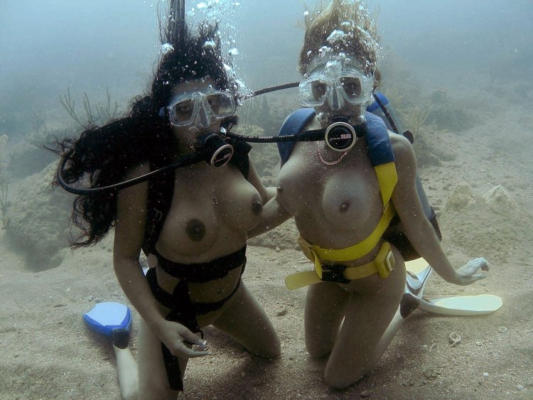 Naked women with scuba