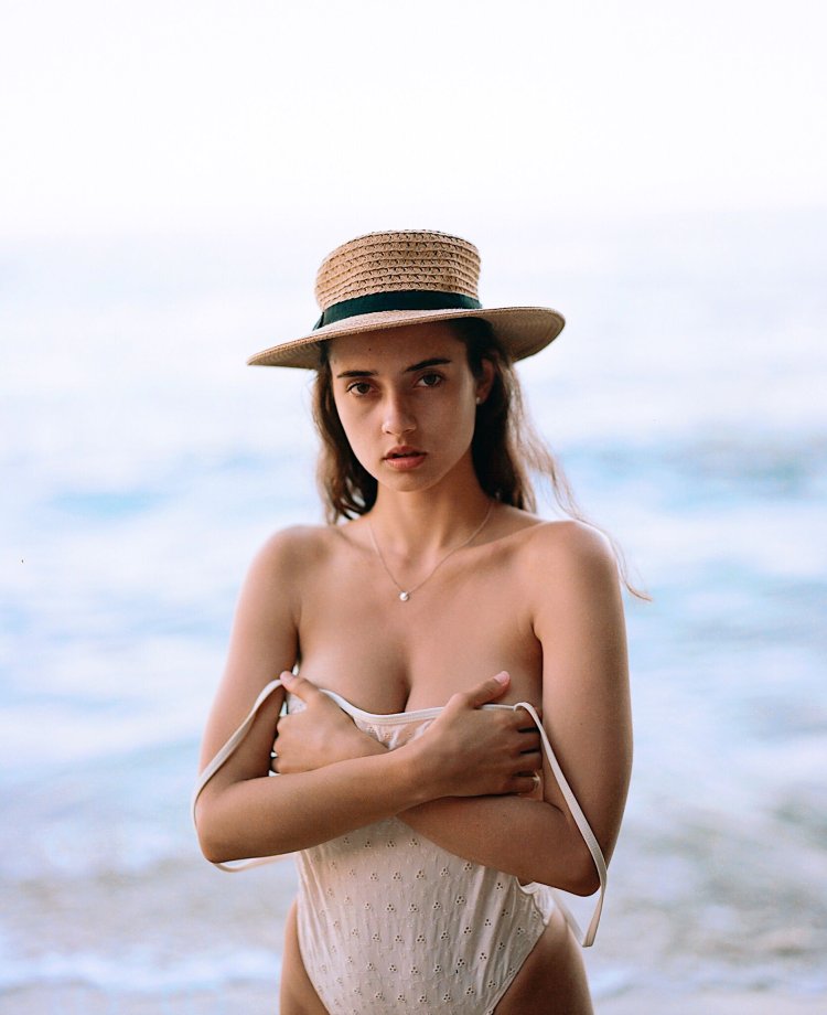 Sarah Stephens (Sarah Stephens) golaia