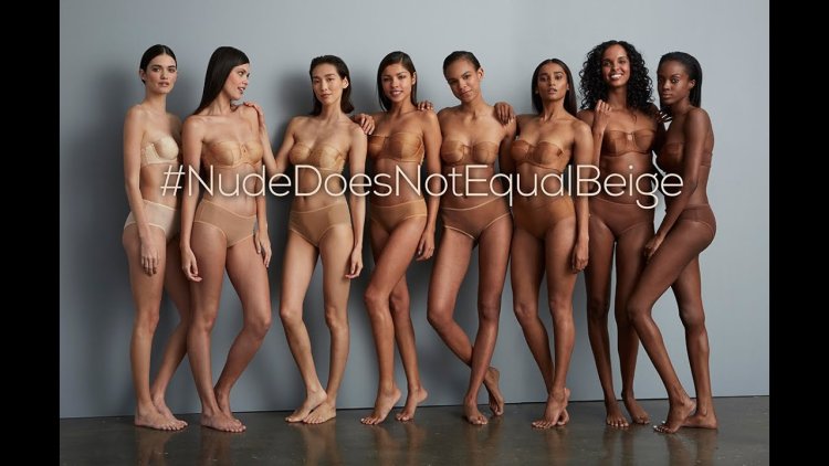 Naked women from different sides