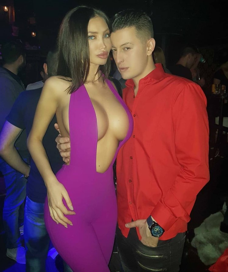 Coyua vuculich Playboy