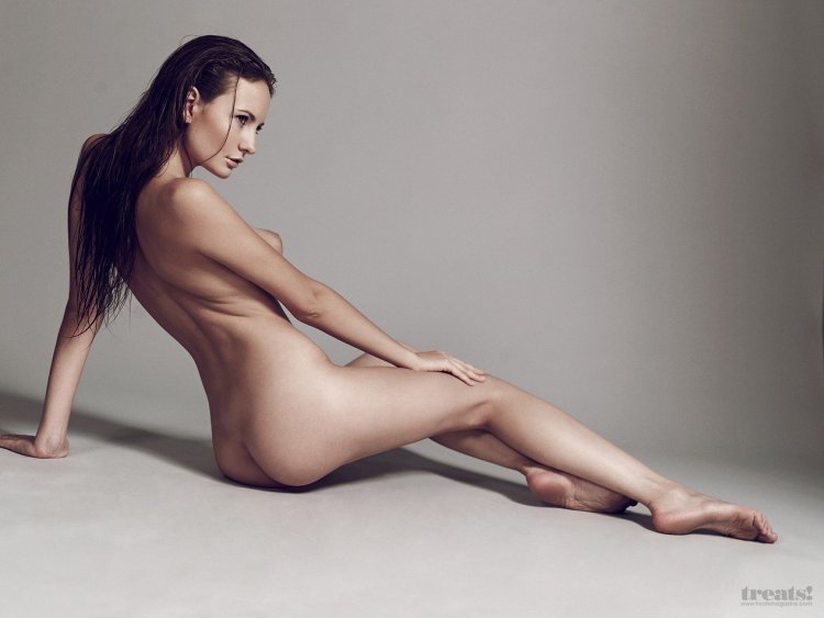 Katerina Bolinger Naked