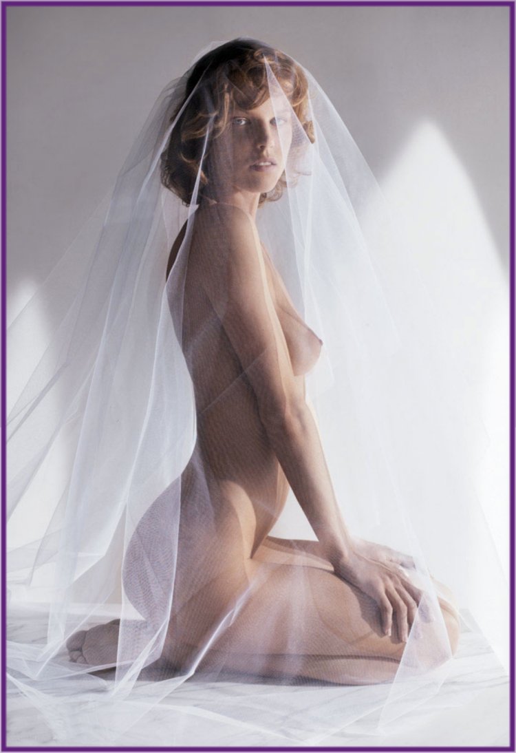 Eva Herzigova in sexy sex