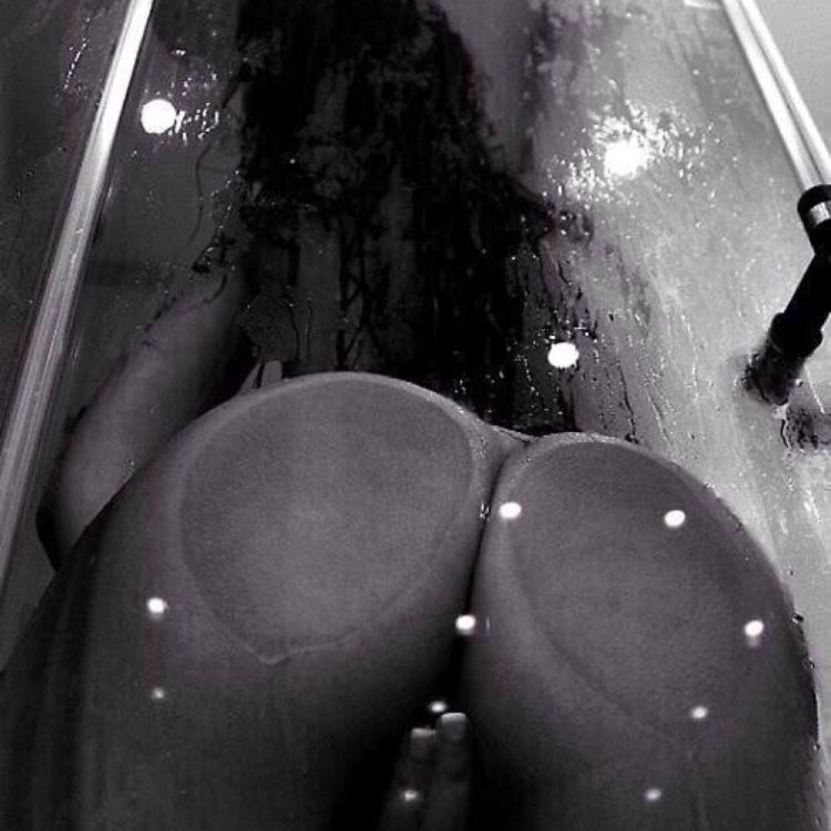 Pressed the ass to the glass