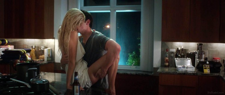 Isabelle Lucas in underwear