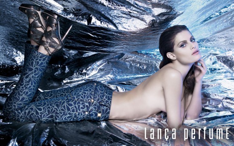 Isabelle Fountain Nude