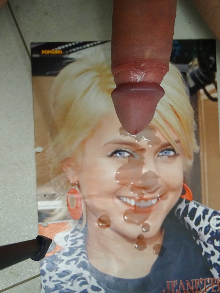 Girls with deep neckline New Jeanette Biedermann xxx