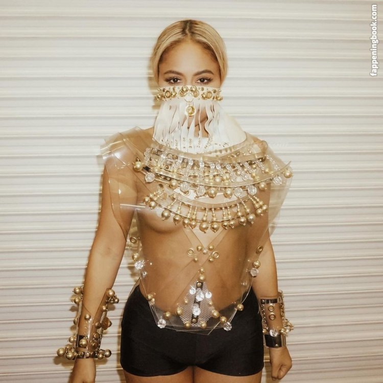 Luna Star Treadmill XXX