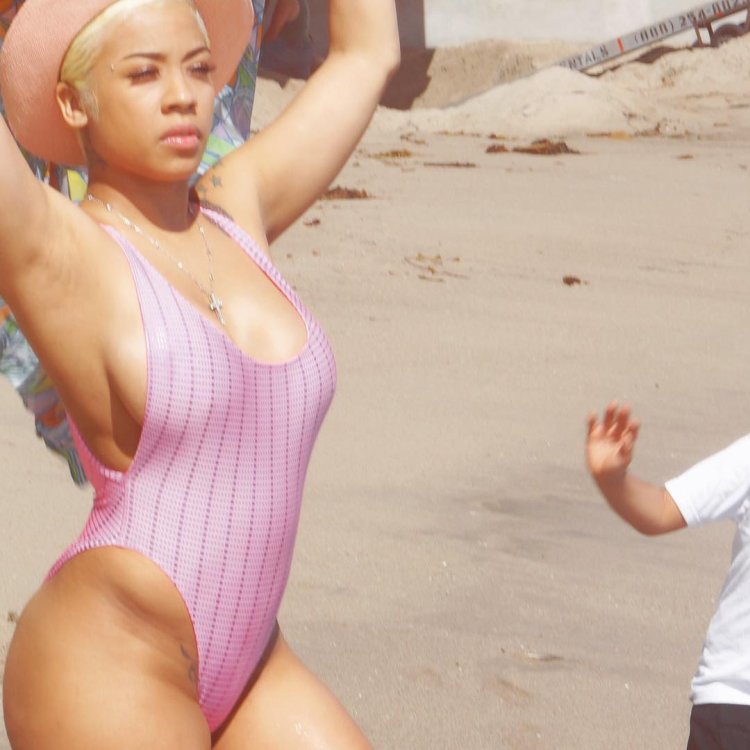 Keyshia Cole in Bikini