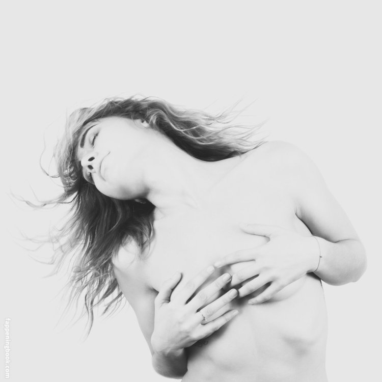 Erotic films about superpost