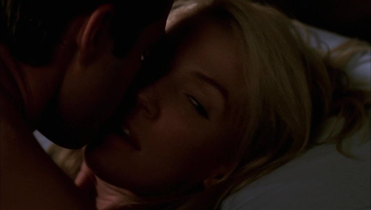 Poppy Montgomery Sexy