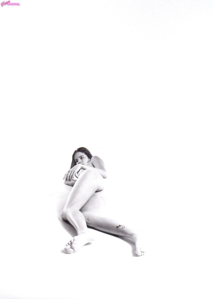 Evans, Shang Kosheen naked