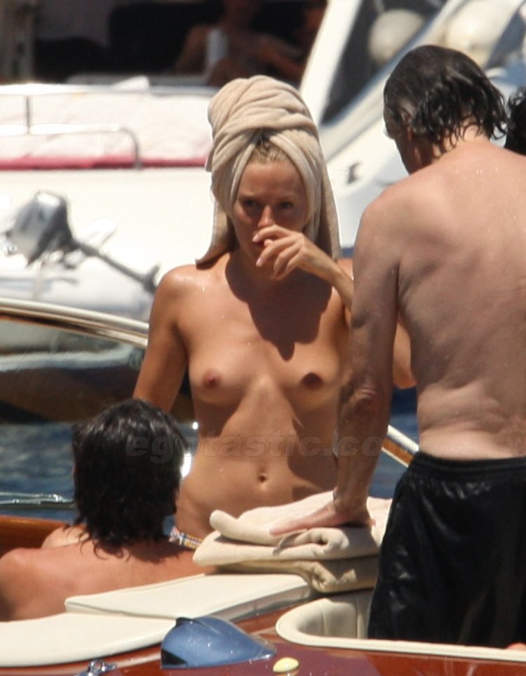 Sienna Miller Naked in the film