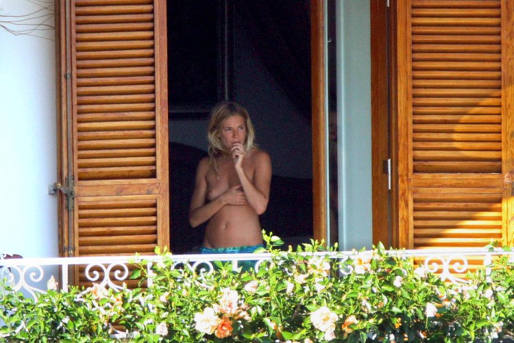 Blue Miller Ero Scene