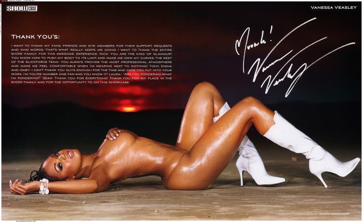 Naked Kelly Rowland Hot