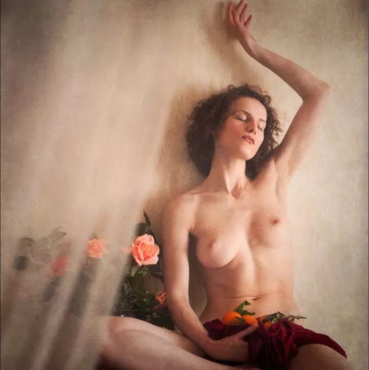 Naked beautiful stranger