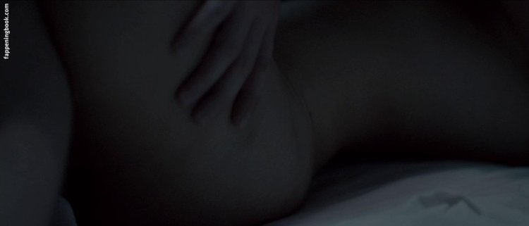 Ophelia Shalott Erotic Wallpaper