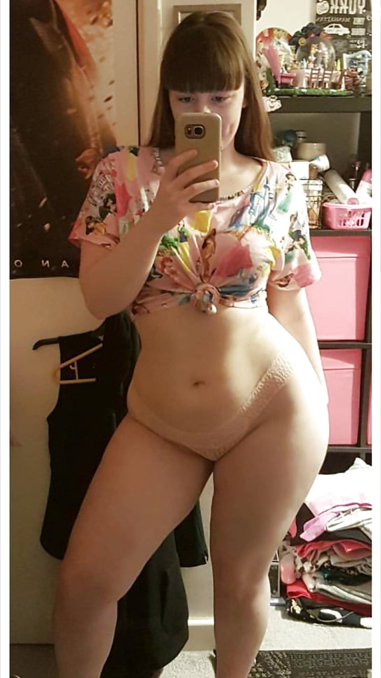 Nicole Herring Model Naked