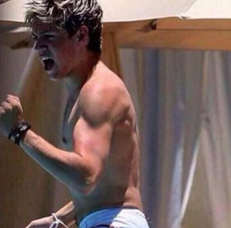 Cameron Dallas drain