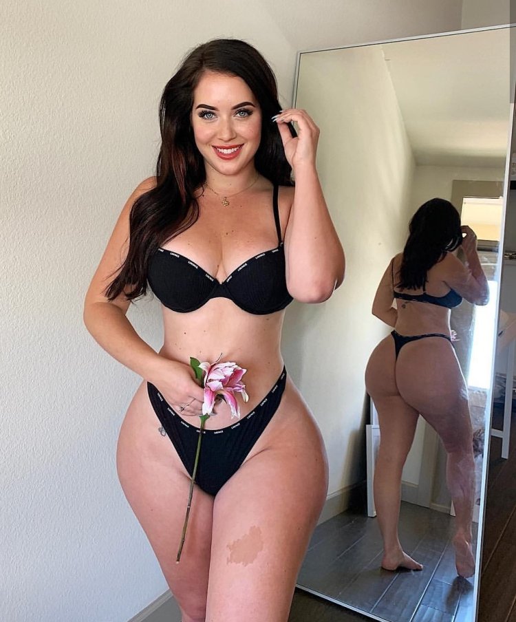 Naked ass Holly West