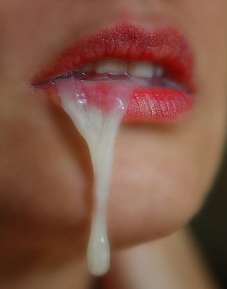 Claps on the lips is beautiful