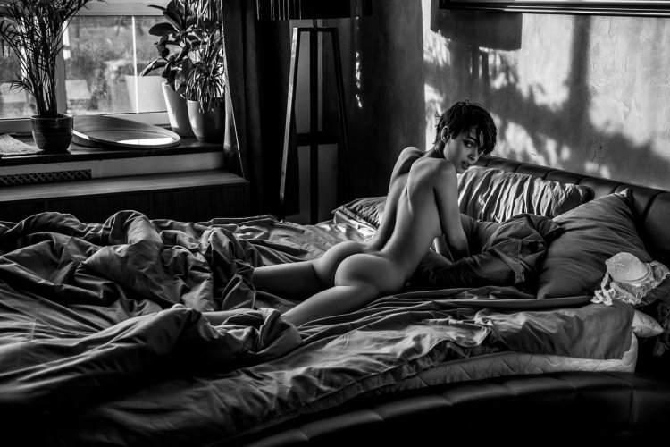 Черно белые эротические фильмы