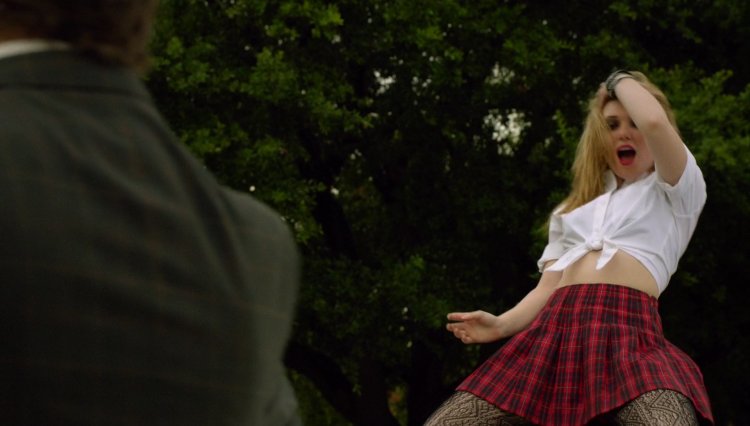 Sammy Hanratti Topless