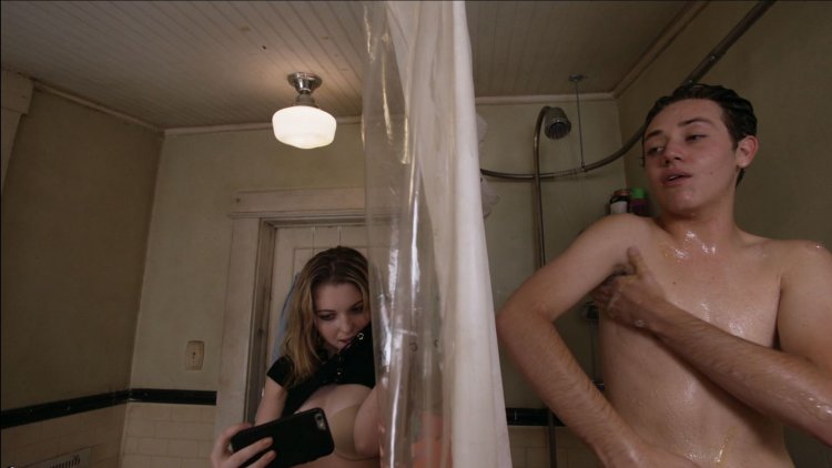 Sammy Hanratti shameless in the car