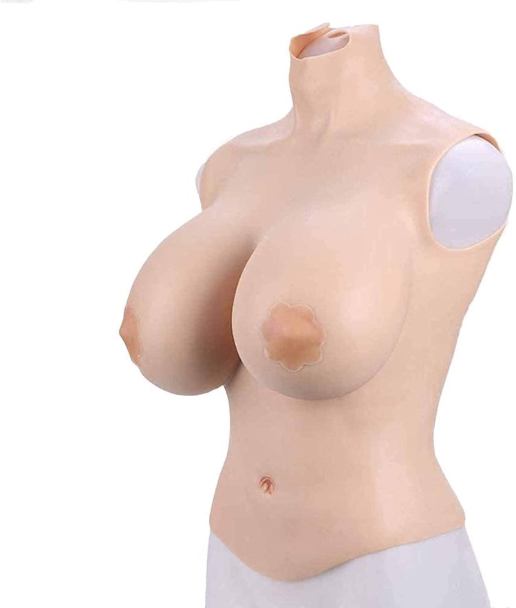 Nikki Benz Busty blonde