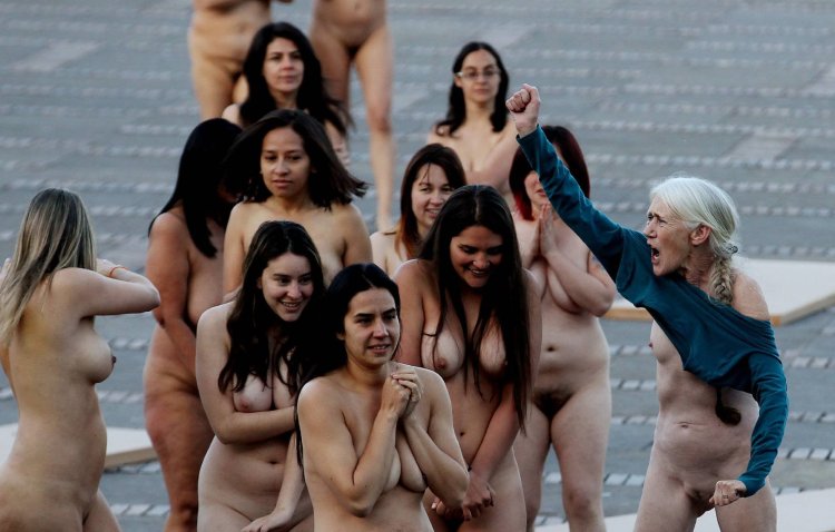 Non -standard naked people