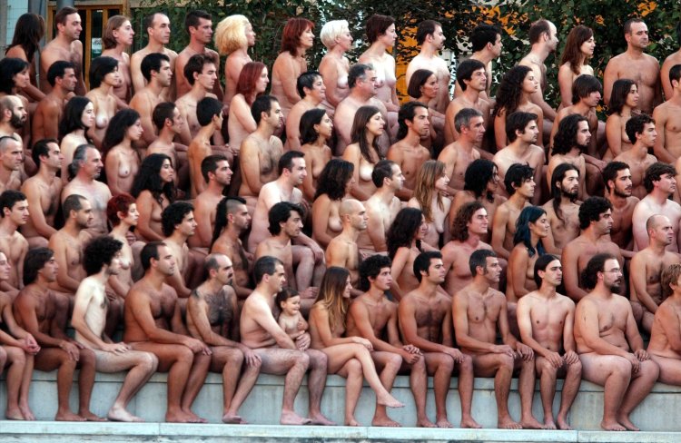 Spencer Tunick Naked People on the set