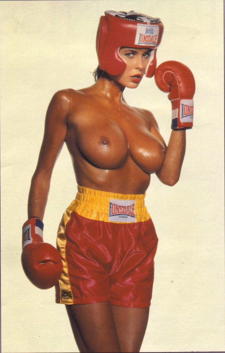 Women's boxing topless retro
