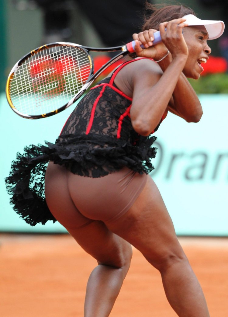 Serena Williams without panties