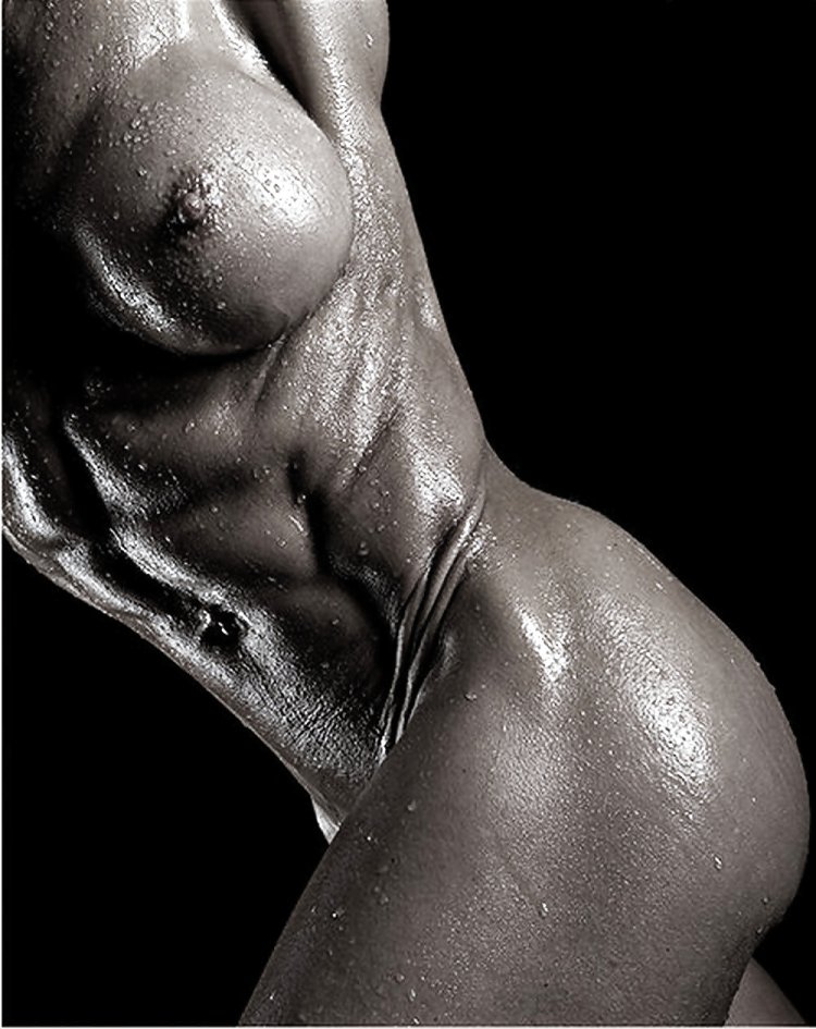 Naked women with pumped legs