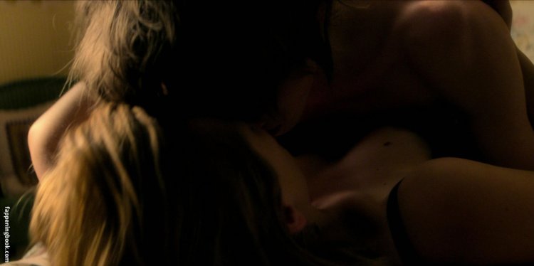 The incredible undresses