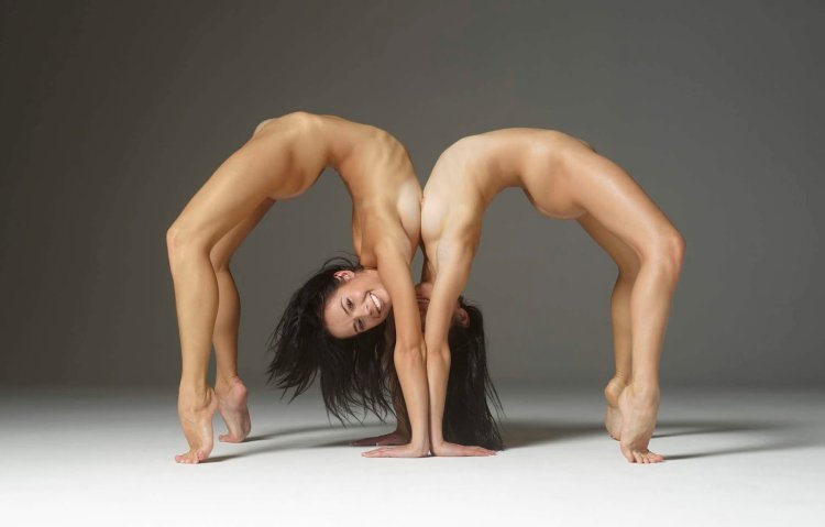 Beautiful naked ballerinas
