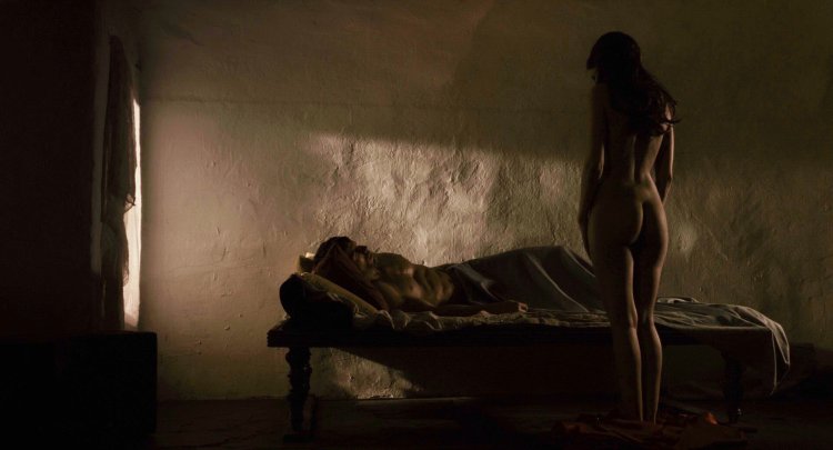 Frida Pinto Naked in films
