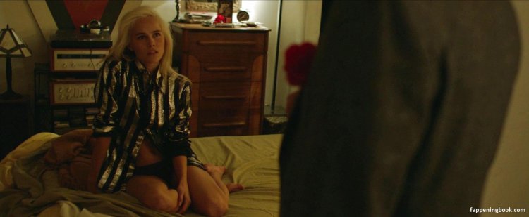 Isabelle Lucas Ero photo