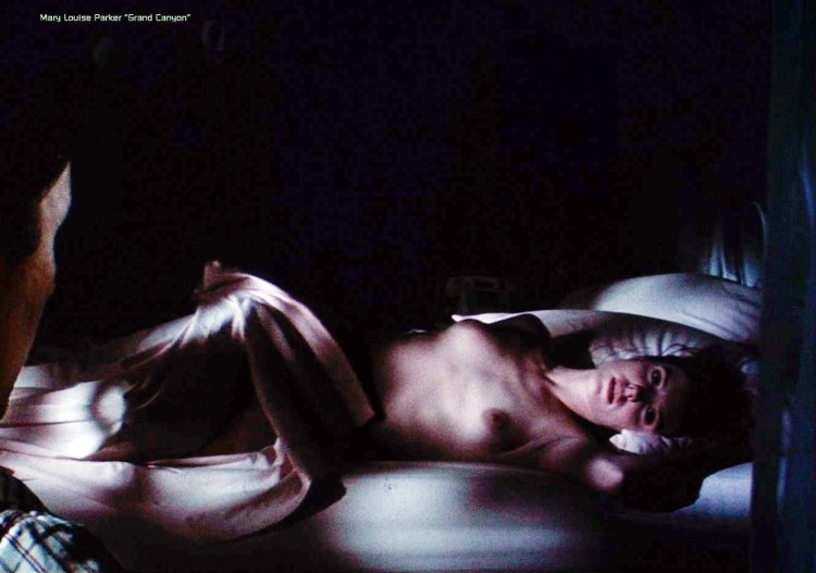 Erotic scenes in the film Parker