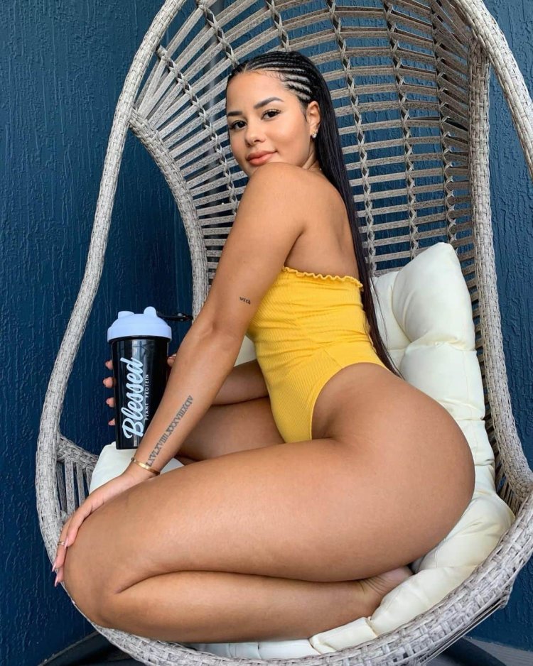 Katya Elise Henry is hot