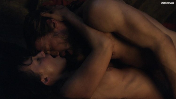 Erin Linn Cummings Sexy