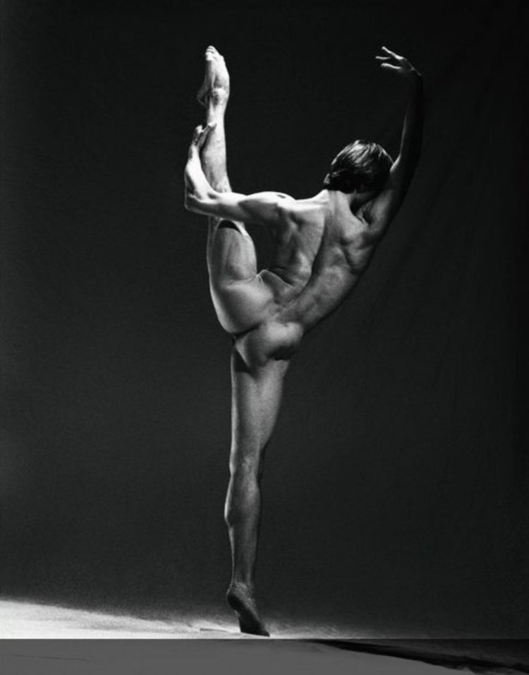 German Schneider Naked Ballet Artist