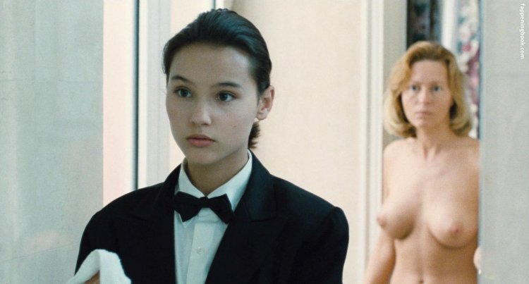 Topless Catherine Reitman