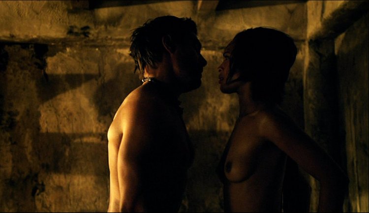 Naked Mindy Robinson