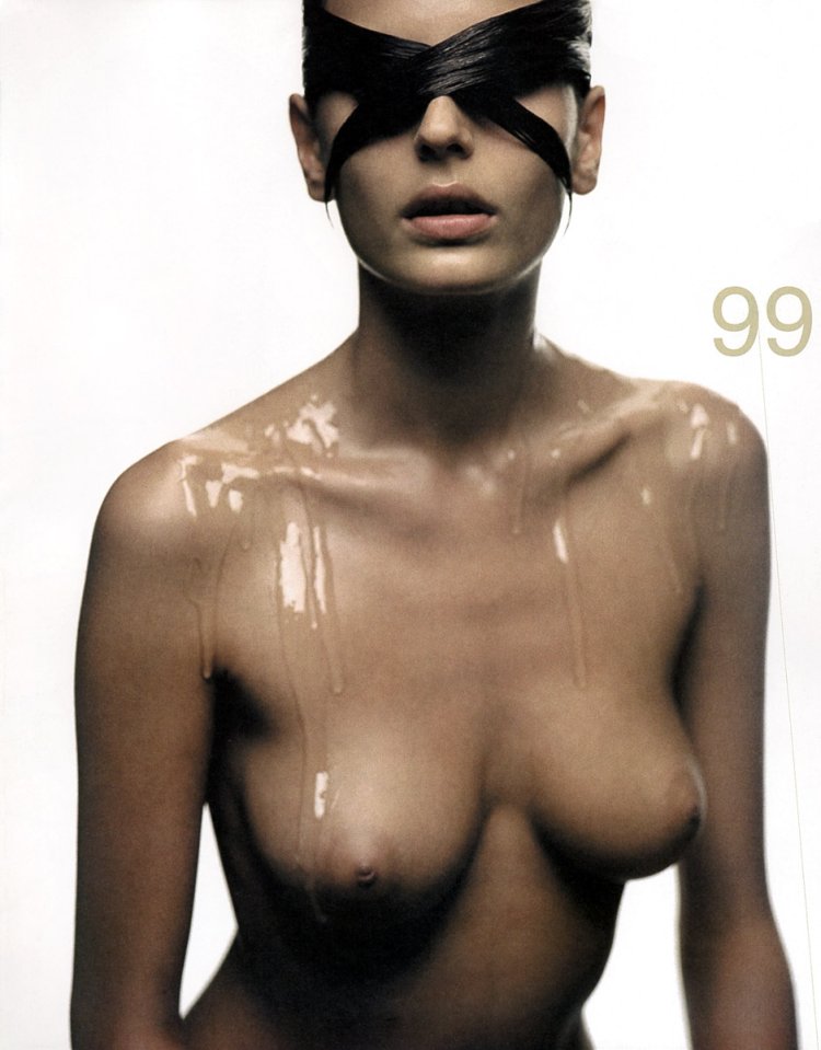 Interesting light of the body naked