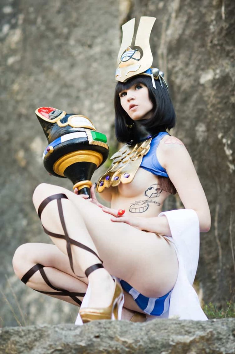 Cosplay Girl: Nana Kuronoma