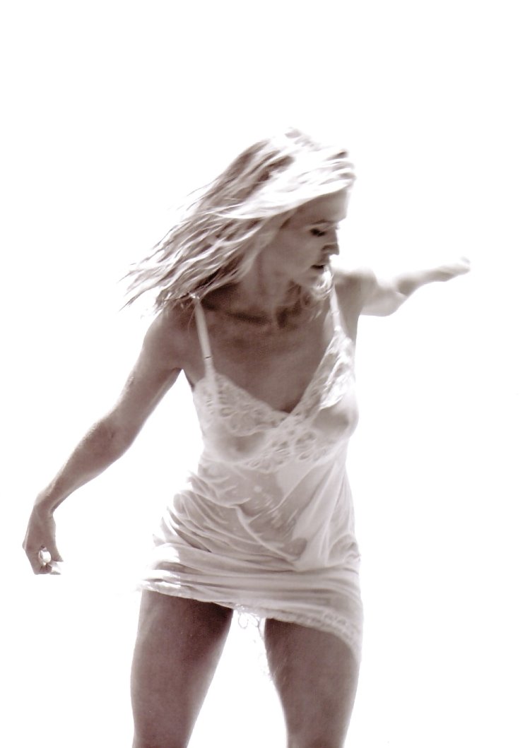 Poppy Montgomery Sexy