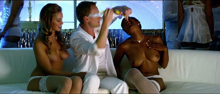 Leila Arseriy Topless