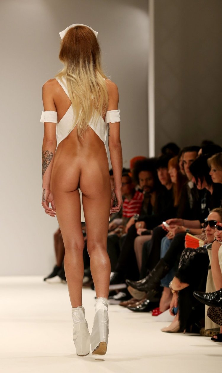 On the catwalk without underwear
