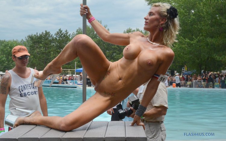 Copying Nudes a Poppin Sex