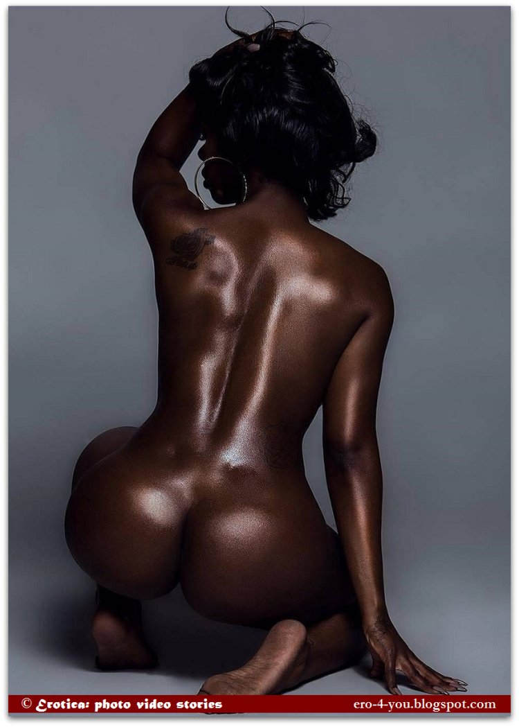 Beautiful naked black women